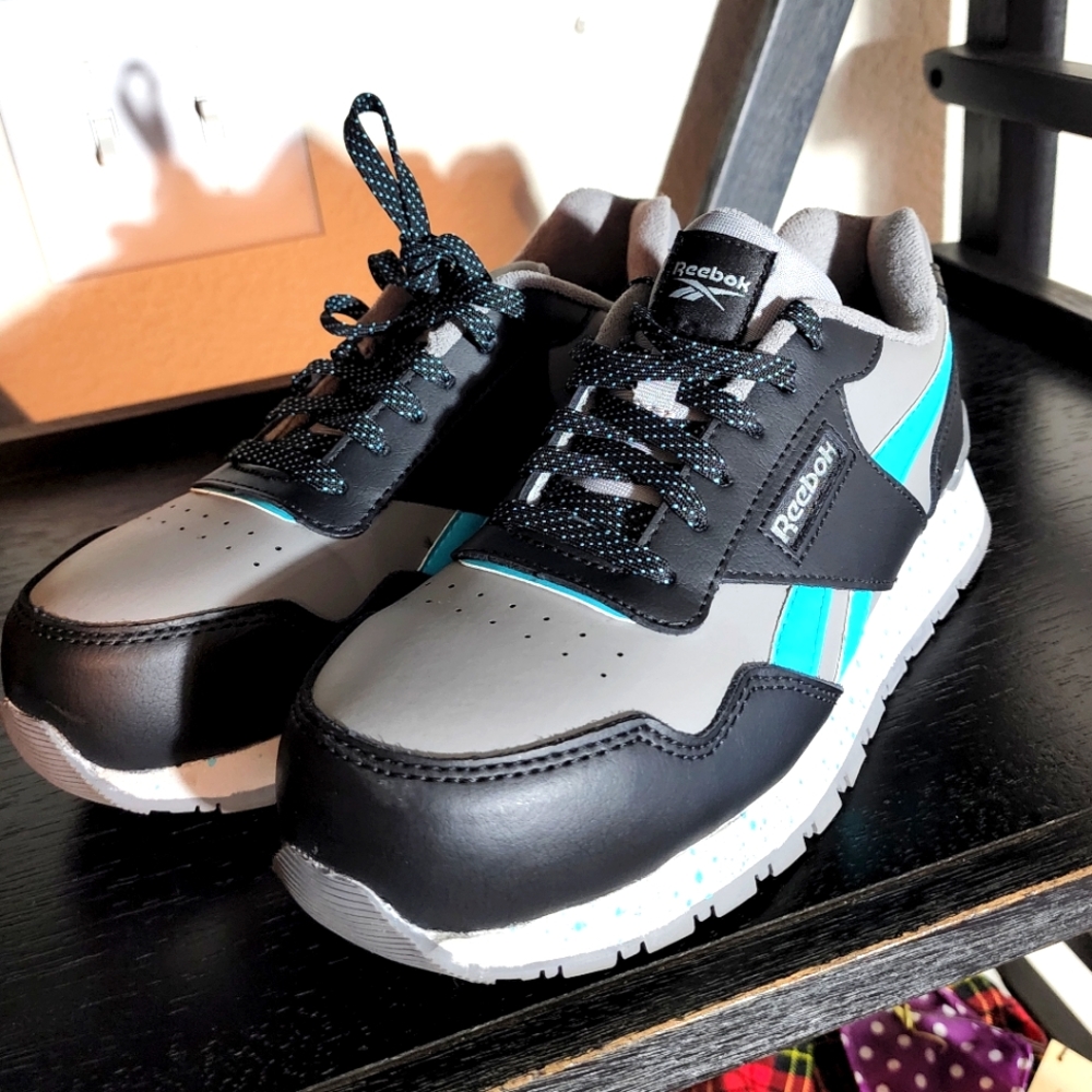 Reebok Black Gray Teal Low-Top Sneakers